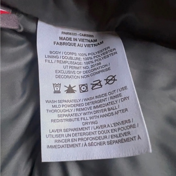 Nike Sportswear Storm-FIT Windrunner Jacket Gray PRIMALOFT DR9605-084 New $200 - Picture 7 of 14